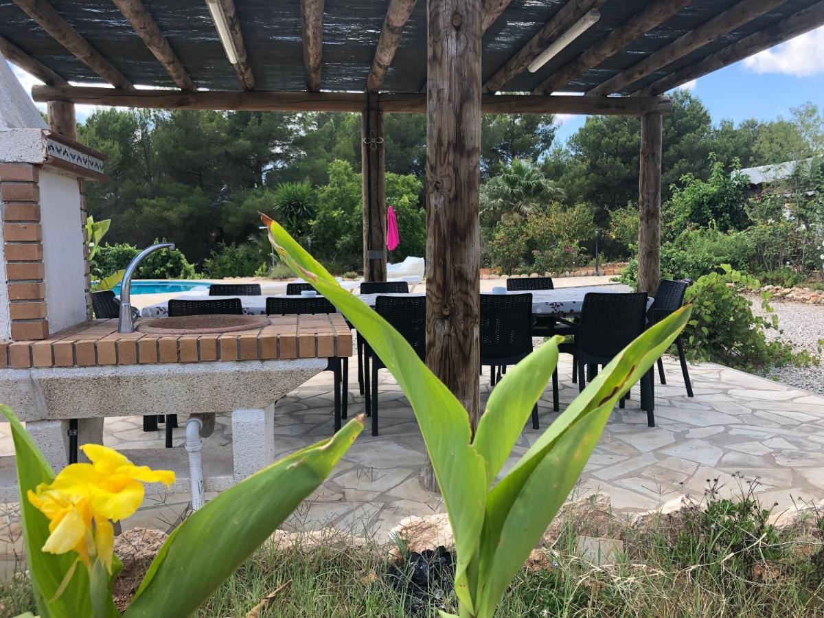Villa Can Toni Miqueli Santa Gertrudis  Luaran gambar