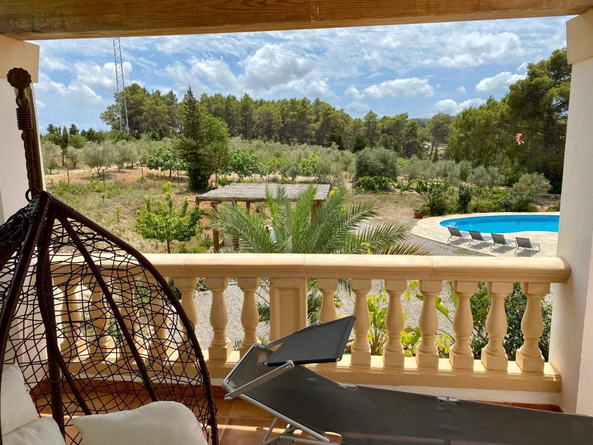 Villa Can Toni Miqueli Santa Gertrudis  Luaran gambar