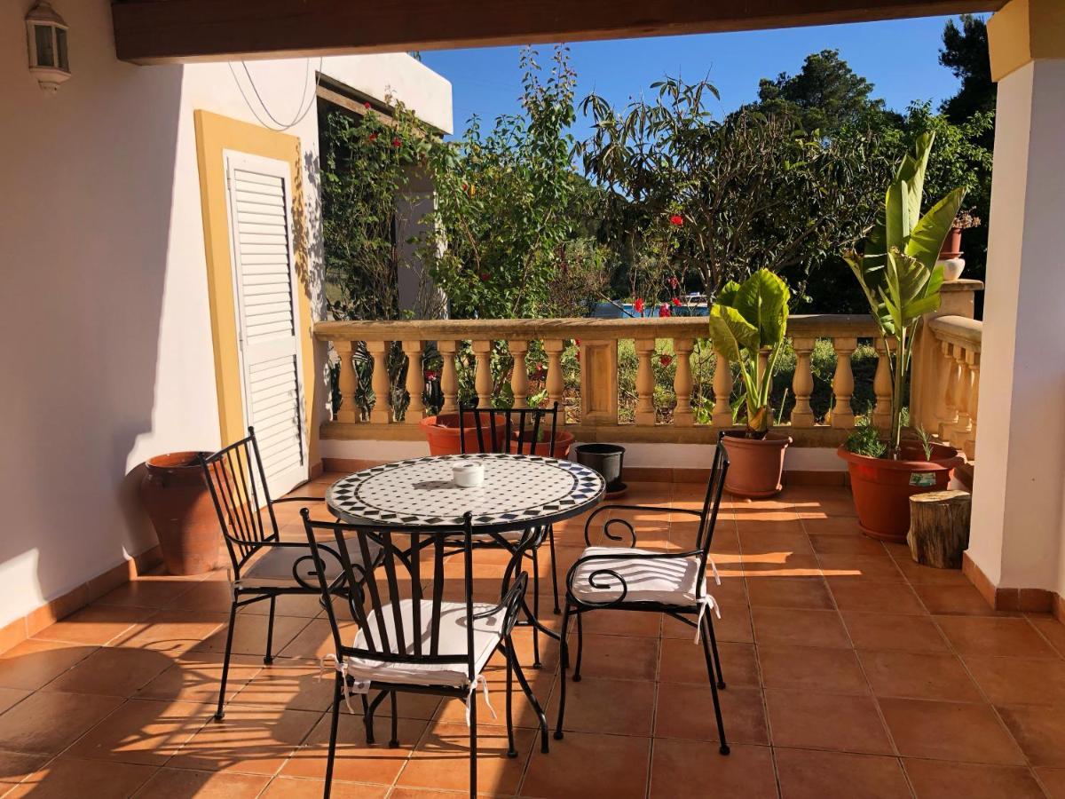 Villa Can Toni Miqueli Santa Gertrudis  Luaran gambar